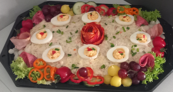 Huzaren salade op schaal 8-10 personen