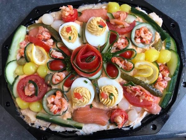 Zalm salade op schaal 5-6 personen